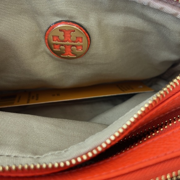 Tory Burch Amalie crossbody - Picture 6 of 12